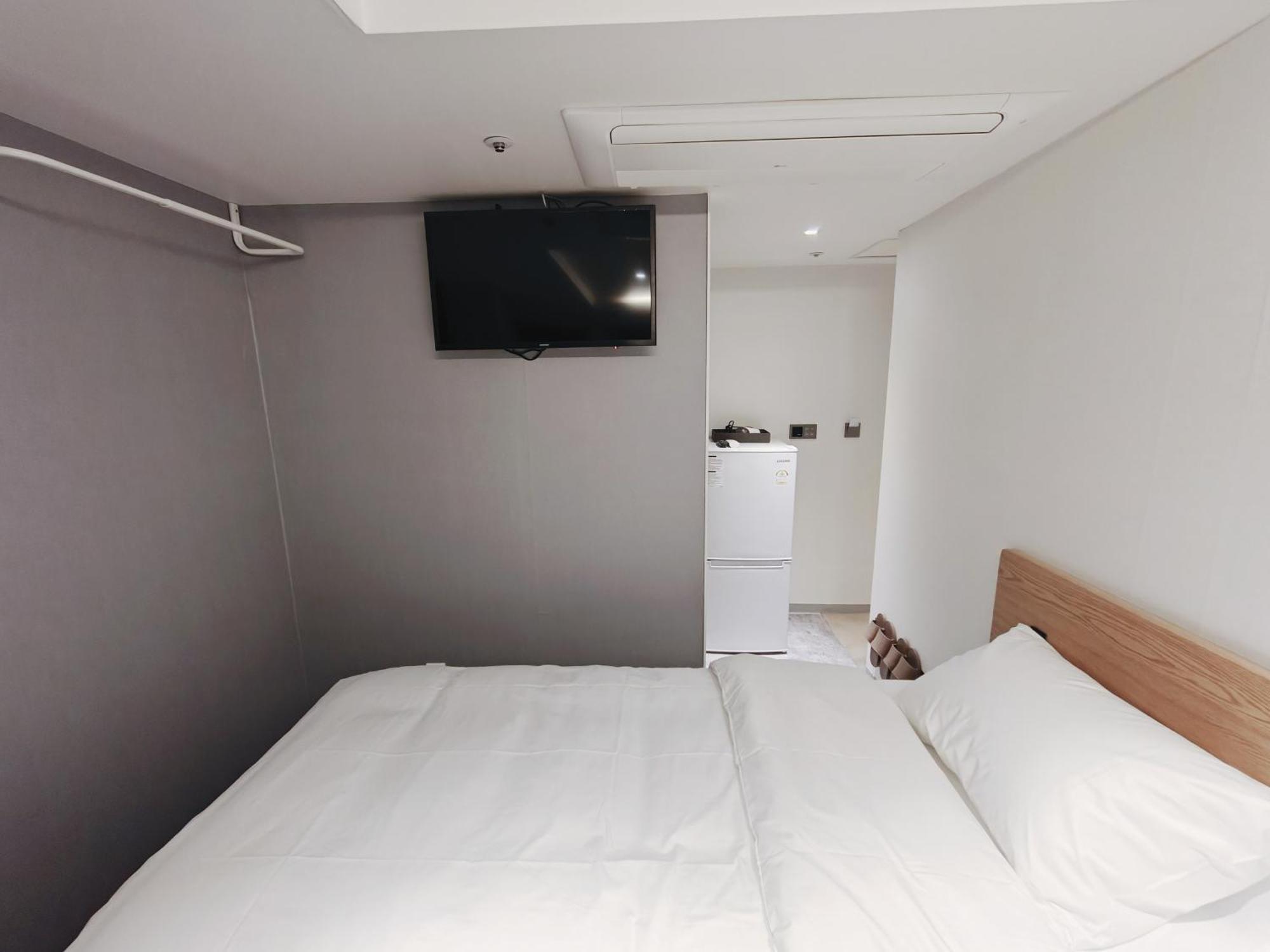L Hostel Seoul Bagian luar foto