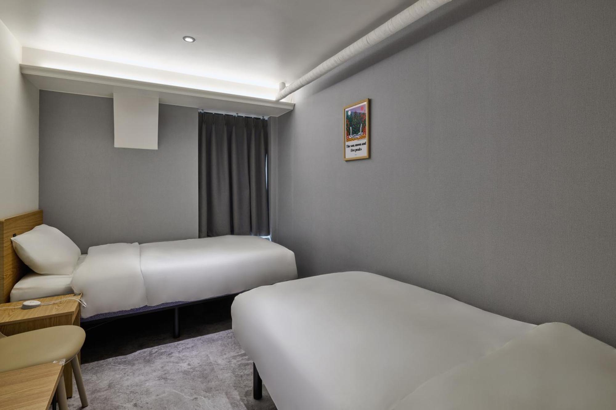 L Hostel Seoul Bagian luar foto