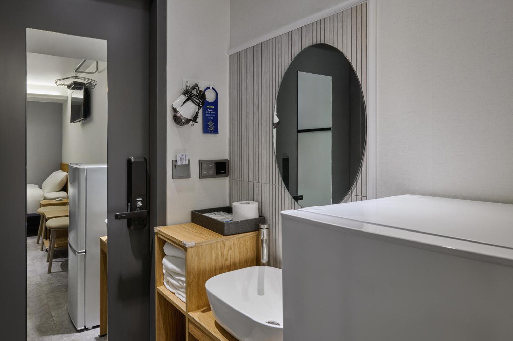L Hostel Seoul Bagian luar foto